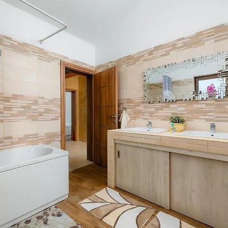 Awesome In Nova Vas With Kitchen Holiday home