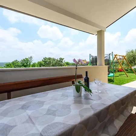 Awesome In Nova Vas With Kitchen Nova Vas (Brtonigla)