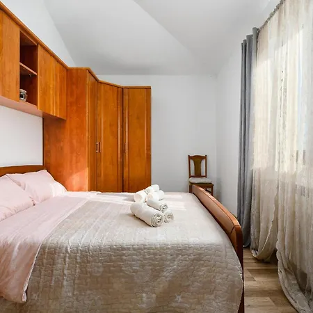 Holiday home Awesome In Nova Vas With Kitchen Nova Vas (Brtonigla)