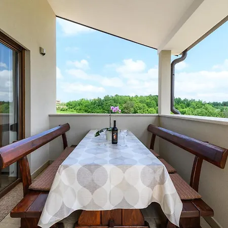 Awesome In Nova Vas With Kitchen * Nova Vas (Brtonigla)