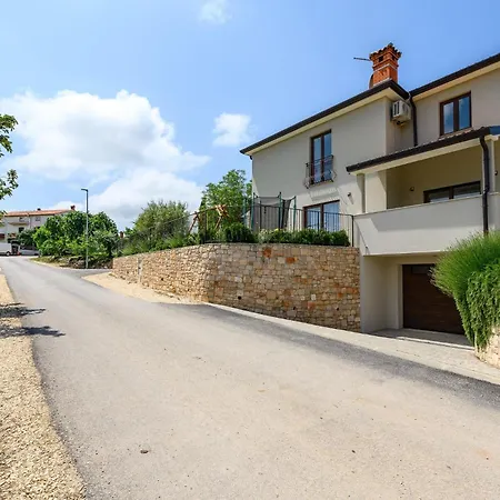 Awesome In Nova Vas With Kitchen Holiday home *